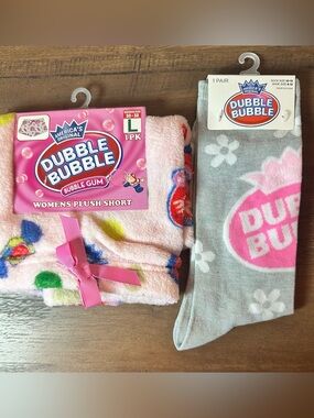 Double Bubble Women’s Plush Shorts Sz L (30-32) & 1 Pair Crew Socks NEW